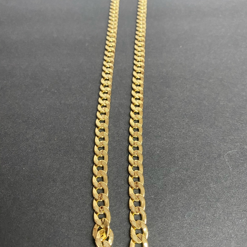 Cuban link - Picture 3 of 3